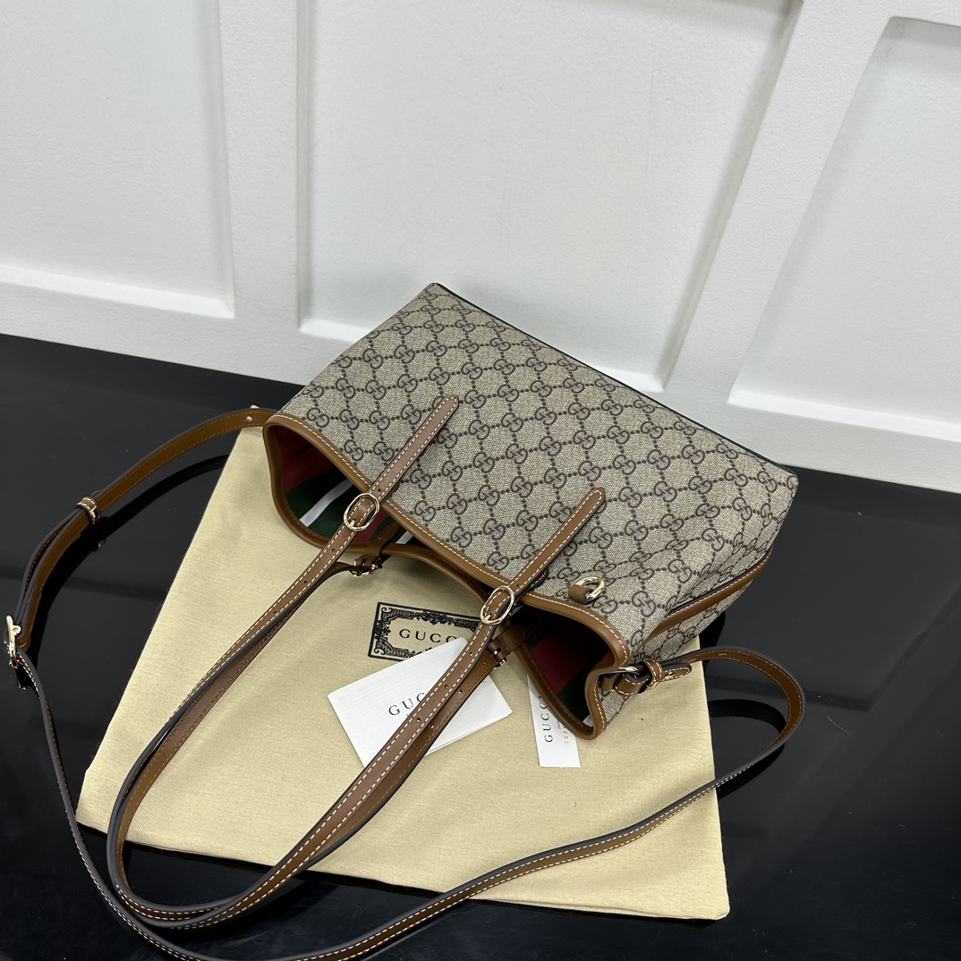 Gucci Shopping Bags